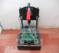 雷諾SUV汽車導(dǎo)航SD卡測試治具 雷諾SUV汽車導(dǎo)航SD卡測試治具